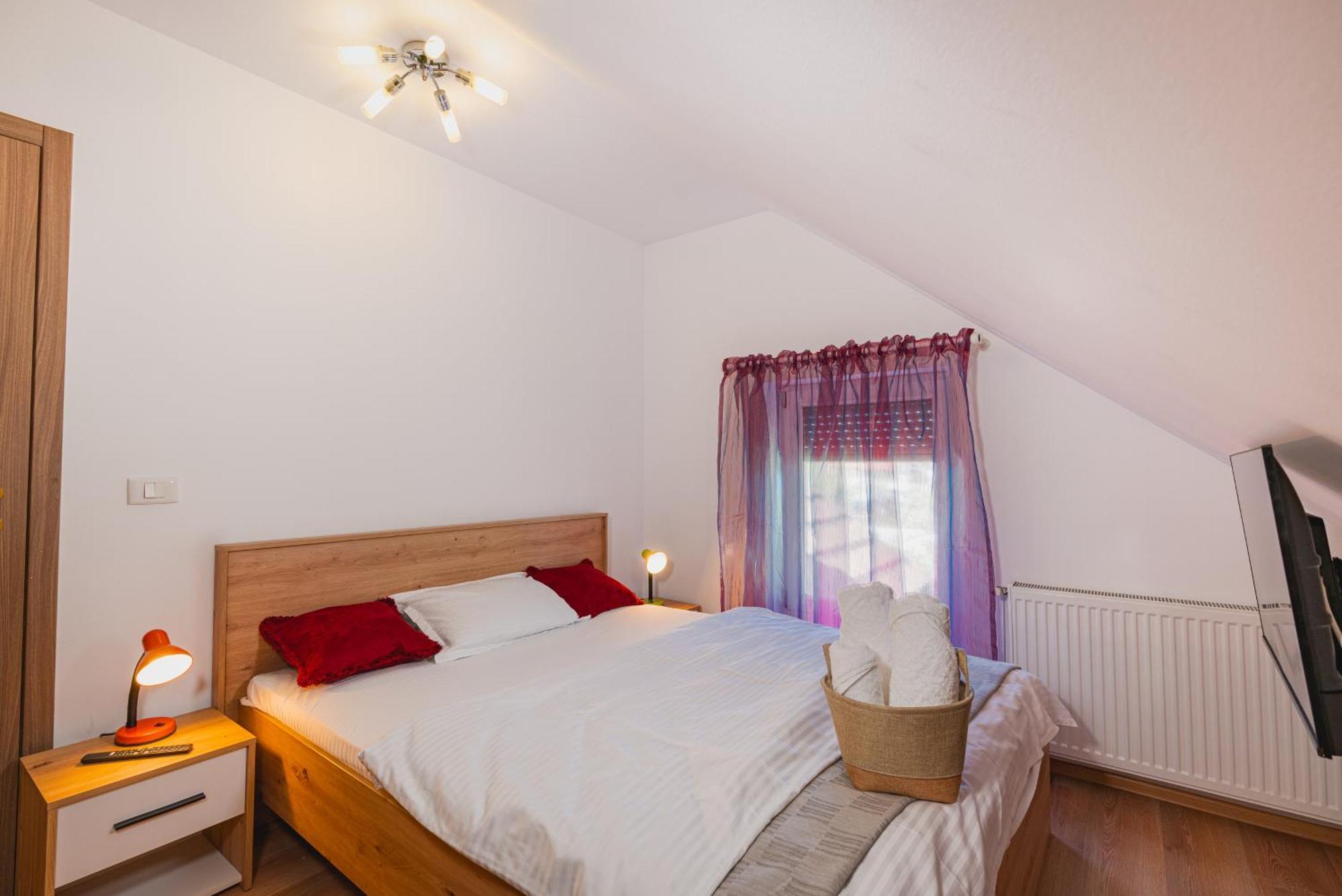Pitstop Apartments Dumbravita  Ngoại thất bức ảnh
