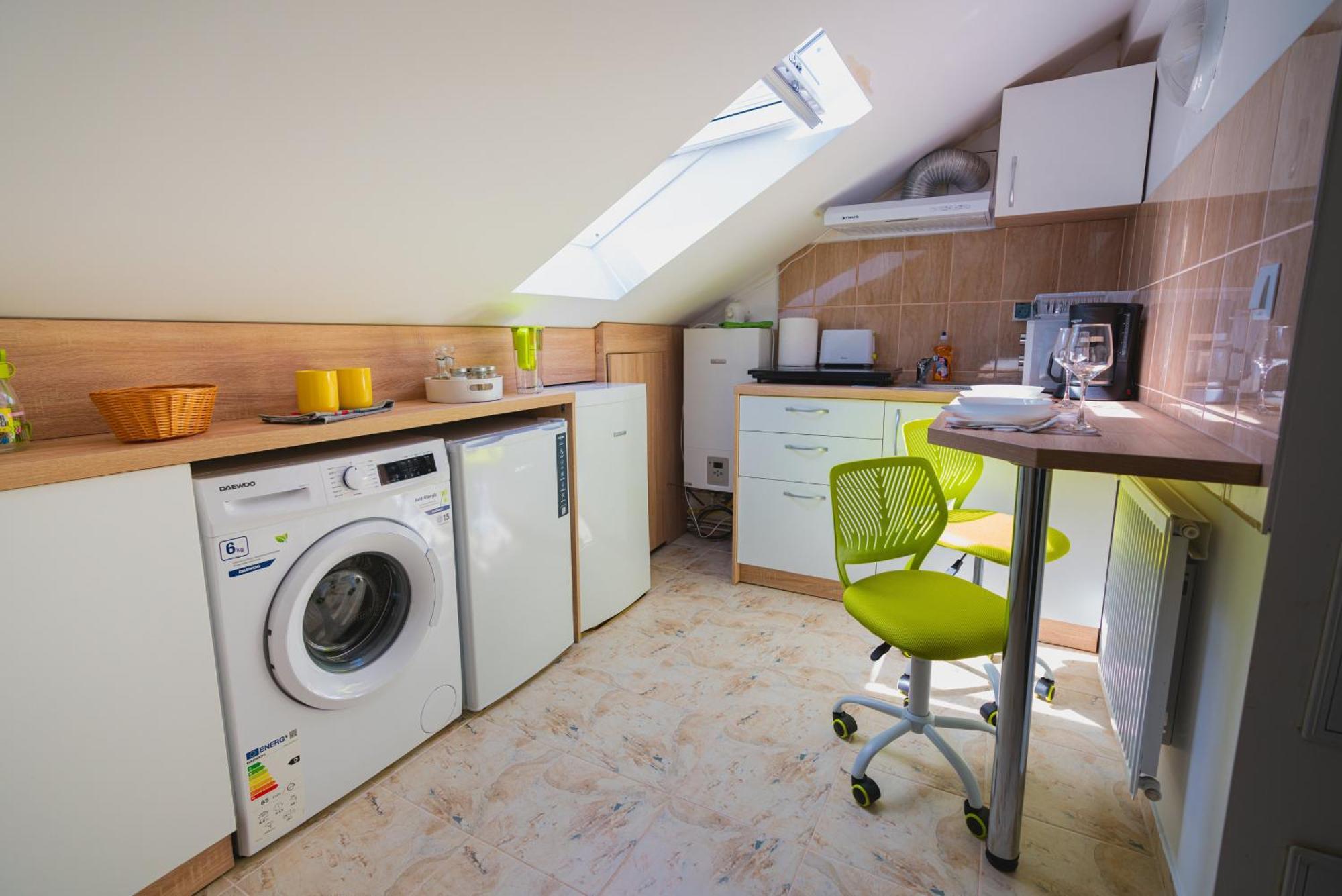Pitstop Apartments Dumbravita  Ngoại thất bức ảnh