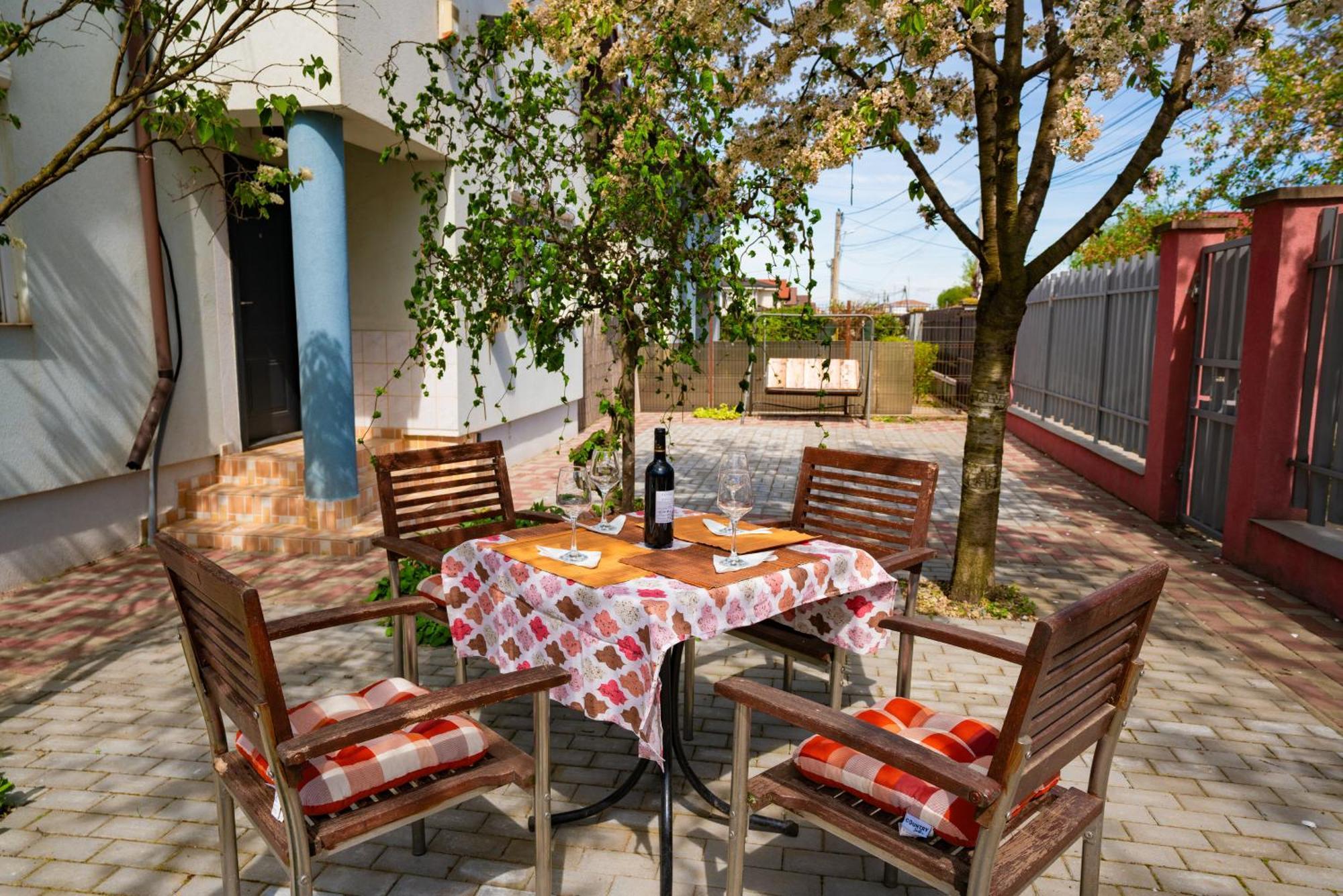 Pitstop Apartments Dumbravita  Ngoại thất bức ảnh