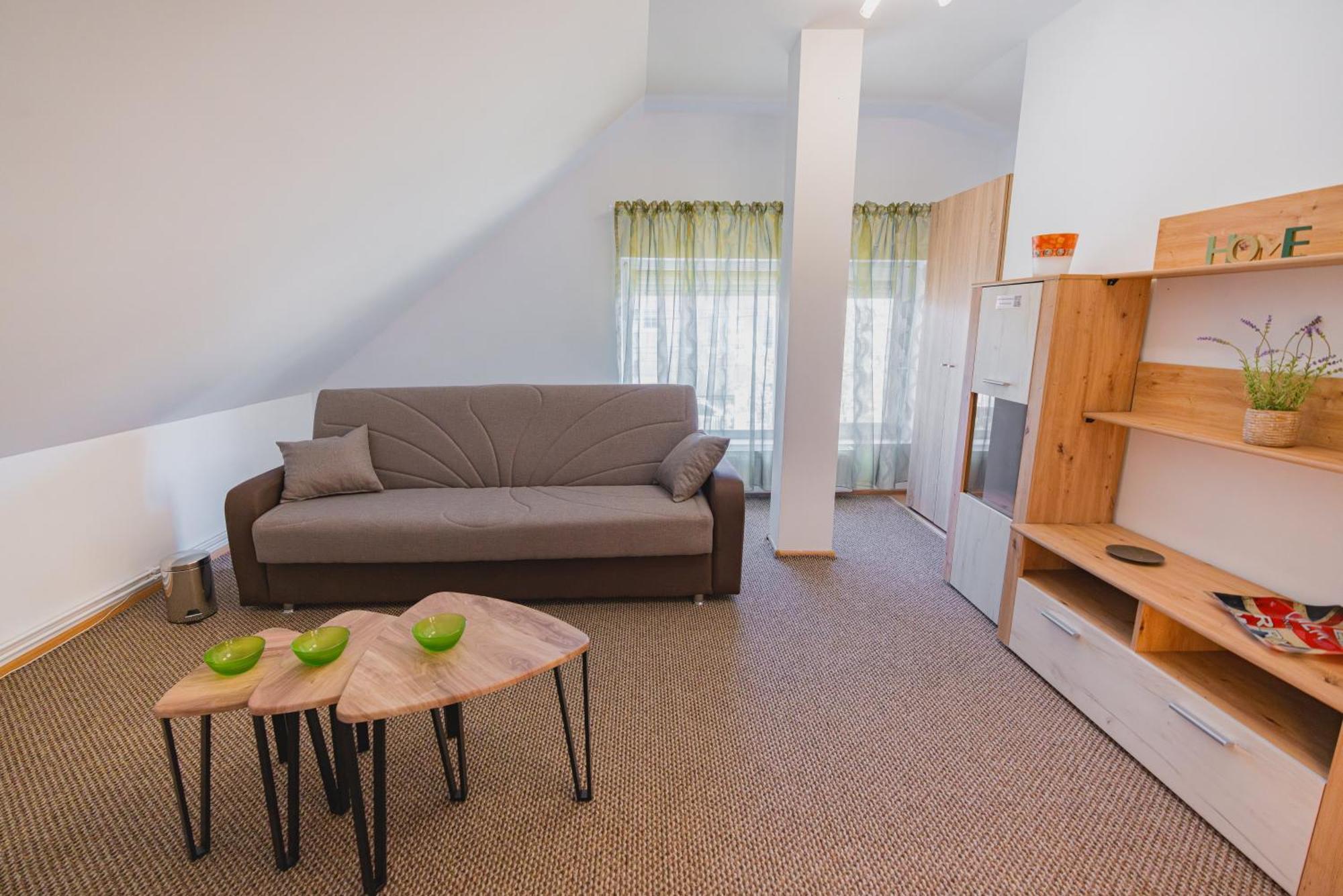 Pitstop Apartments Dumbravita  Ngoại thất bức ảnh